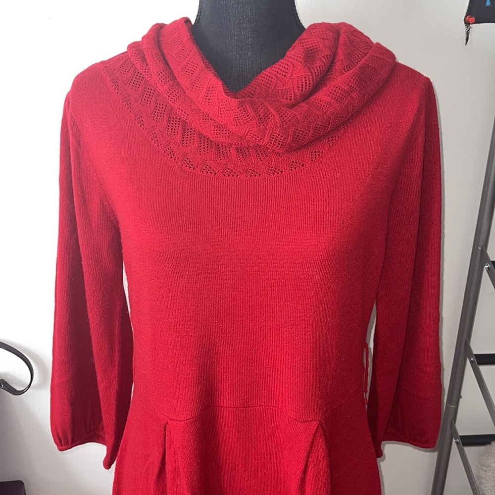 Red Dress - Picture 2 of 11
